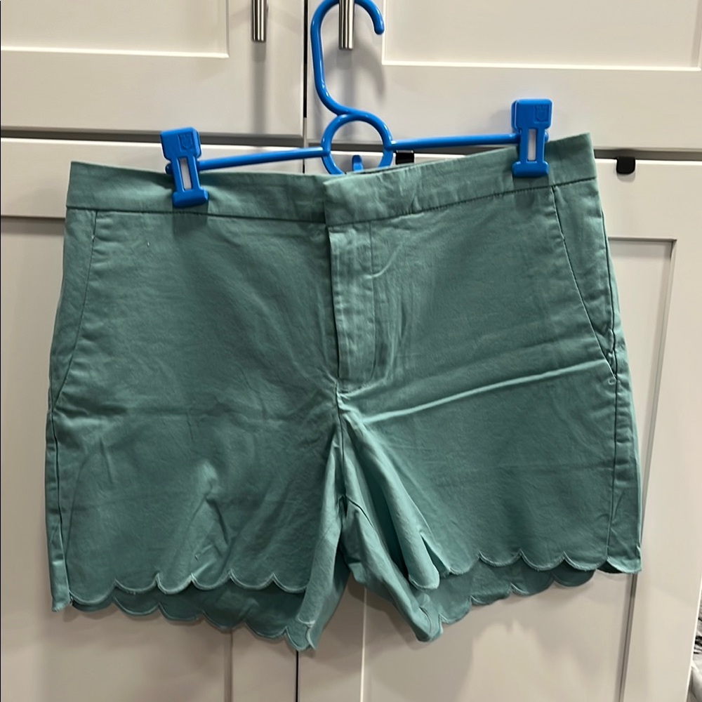 Banana Republic Scallop-Edge Green Shorts